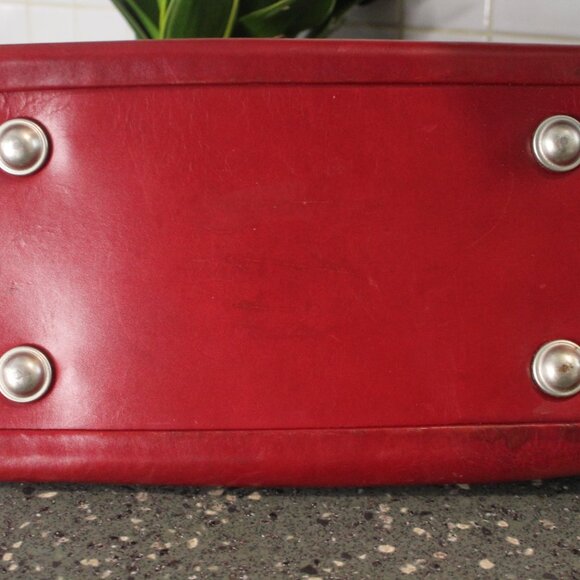 Latico New Jersey USA Red Leather Shoulder or Tote Footed Silver Hardware - Picture 8 of 14